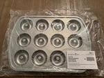 Pampered Chef Donut Pan 100019, Nonstick Doughnuts Baking Mold New. Fixed Price $25.00.