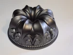 Nordic Ware Fleur De Lis Bundt Pan Baking Cakes New Without Tags. Fixed Price $14.50.