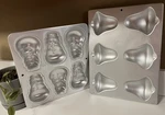 Wilton Christmas Mini Aluminum Cake Pans. Fixed Price $15.99.