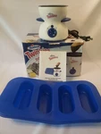 Hostess Twinkies Bake Set With Chocolate Melting Pot Silicone Pan Dipping Baking. Fixed Price $9.99.