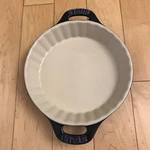 Staub Ceramics Bakeware-pie-pans Dish, 9-INCH, Cobalt Blue. Excellent. Fixed Price $21.11.