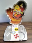 Wilton Pc Set Round Cookie Pops Pan 4 Cav 2105-0536, Party Clown 502-3193. Fixed Price $8.00.