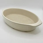 Pampered Chef Glazed Stoneware Traditions Ivory Small Oval Baker Casserole. Fixed Price $20.00.