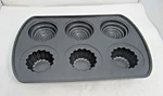 Wilton Fluted Mini Bundt Cake Pans 6 Cavity Muffin Dessert Mold. Fixed Price $8.99.