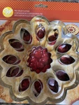 Wilton Sunflower Crust Cutter Holiday & Together Pies. Fixed Price $14.99.