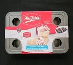 Mrs. Fields Cupcake Cone Pan Nonstick Baking Makes 12 Cakes. Fixed Price $45.99.