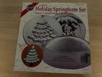 New Box Norpro Holiday Springform Cake Pan Set, 4 Piece. Fixed Price $15.76.