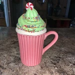 Christmas Cupcake Shape Coffee Mug By Ganz Whipped Cream Lid 2PC 7". Fixed Price $21.00.
