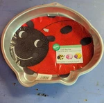 Wilton Lady Bug Aluminum Cake Pan Food Mold 2105-3316, 2005 Bee. Fixed Price $18.00.
