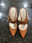 Kenneth Cole Ny Woman Heel Shoes. Fixed Price $25.00.