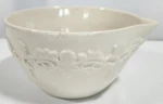 Temptations Tara Country Lace Cream/ivory Batter Bowl With Pour Spout. Fixed Price $8.72.