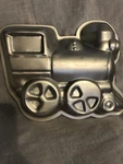 Vintage 1975 Wilton Small Train Cake Pan, Toy Engine Locomotive 508-493. Fixed Price $8.99.