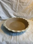 Pampered Chef White 9" Discontinued Deep Dish Stoneware Pie Plate Fluted. Fixed Price $15.00.