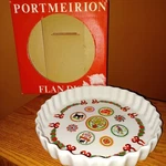 Portmeirion Spirit Of Christmas Fluted Flan Dish 10.5" Made In England. Fixed Price $42.99.