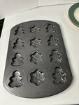 Christmas Nonstick Baking Mold Pan Gingerbread Snowflake 12 Cavity Wilton. Fixed Price $10.00.