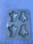 Halloween Ghost Cake Pan Wilton #2105-9471 1992. Fixed Price $5.97.