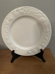 White Embossed Fruit Pattern Dinner Plate, Italy Windsor Browne 10. Fixed Price $15.95.