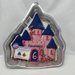 Wilton Enchanted Castle Cake Pan Vintage 1998 #2105-2031 Excellent Condition. Fixed Price $5.00.