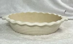 Pampered Chef Traditions Deep Dish Pie Plate Vanilla 9" Stoneware Pan. Fixed Price $24.99.