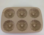 The Pampered Chef Family Heritage Stoneware Mini Fluted Bundt Pan Dessert 060804. Fixed Price $32.97.