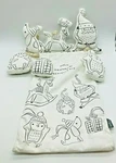 New Childrens Hallmark Color Your Own Christmas Tree Ornament Activity Kit Nwt. Fixed Price $17.99.