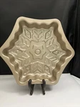 Celebrate It Metal Nonstick Snowflake Winter/frozen Theme Baking Cake Pan. Fixed Price $6.29.