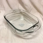 Anchor Hocking Casserole Dish 2QT Glass Baking Pan 8" X Vintage. Fixed Price $15.00.