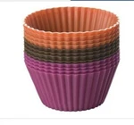 Chicago Metallic CMB011 Silicone Baking Cups, Multi Color, 12 Count New. Fixed Price $6.74.