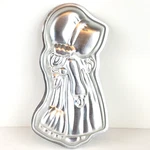 Vintage Wilton Holly Hobbie Cake Pan 1975 #3005-513 American Greetings Doll. Fixed Price $15.99.