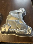 Wilton Big Bird Cake Pan Baking Mold Sesame Street #502-3401 And 502-2065. Fixed Price $5.49.