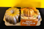 Williams Sonoma Nordic Ware The Great Pumpkin Pan 3D Bundt Cake Mold Usa - New. Fixed Price $15.00.