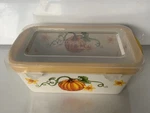 Temptations Harvest 12 Oz. 6.75 X 3.75 Mini Loaf Pan With Lid Retired New. Fixed Price $9.99.