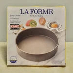 New Forme 9" X 2" Round Cake Pan By Kaiser - Made In England. Fixed Price $22.99.