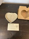 Pampered Chef Heritage Stoneware 'hospitality' Heart Cookie Mold #2925 Nib. Fixed Price $9.00.