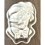 Vintage 1976 Wilton Disney Pinocchio Cake Pan Aluminum Baking Mold 515-701. Fixed Price $19.99.