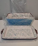 Temptations By Tara Blue Floral Lace 1QT Loaf Dish With Lid Baking Tray New. Fixed Price $52.49.