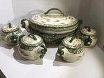Temptations By Tara Old World Chicken 2.5 Qt Casserole 16OZ Baker Set 11 Pc Soup. Fixed Price $59.97.