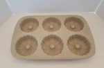 The Pampered Chef Family Heritage Stoneware Mini Fluted Bundt Pan #060804. Fixed Price $22.88.