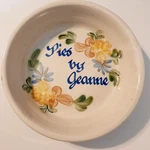 Louisville Stoneware Ky Pies By Jeanne 9.25 Deep Dish Plate Baker Usa. Fixed Price $18.95.
