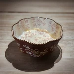 Temptations Floral Lace Chocolate Wine Ceramic Fluted Dish 6" X 2" New. Fixed Price $11.00.