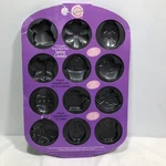 Wilton Spring Cookie 12 Cavity Non-stick Pan New. Fixed Price $19.99.
