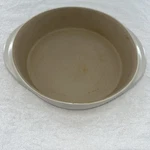 Pampered Chef Family Heritage Stoneware 8" Round Mini-baker Vanilla Glazed Usa. Fixed Price $23.85.