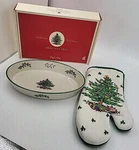 Spode Christmas Tree Oval Oven To Table Casserole Dish England 10.75 X 6.5 Mitt. Fixed Price $25.60.
