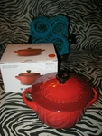 Creuset Stoneware Petite Round Casserole Mini Cocotte Cerise Holly 8OZ. Fixed Price $29.99.