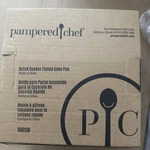 Pampered Chef - Quick Cooker Fluted Cake Pan #100119 Nib. Fixed Price $14.99.