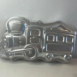 Wilton 2105-2076 Cake Pan Mold 2003 Choo Train Engine Locomotive 16 X9 X2. Fixed Price $13.95.