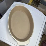 Pampered Chef Family Heritage Stoneware 8" Oval Bakeing Casserole Dish #060103.. Fixed Price $24.99.