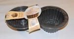 Wilton Giant Cupcake Pan New 2105-5038. Fixed Price $15.95.