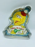 Wilton Big Bird With Banner Aluminum Cake Pan Jim Henson 2105-3654. Fixed Price $12.99.