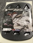 Crofton Chef Collection 12 Cup Christmas Cookie Pan Diamond Sparkle Finish Nip. Fixed Price $16.00.